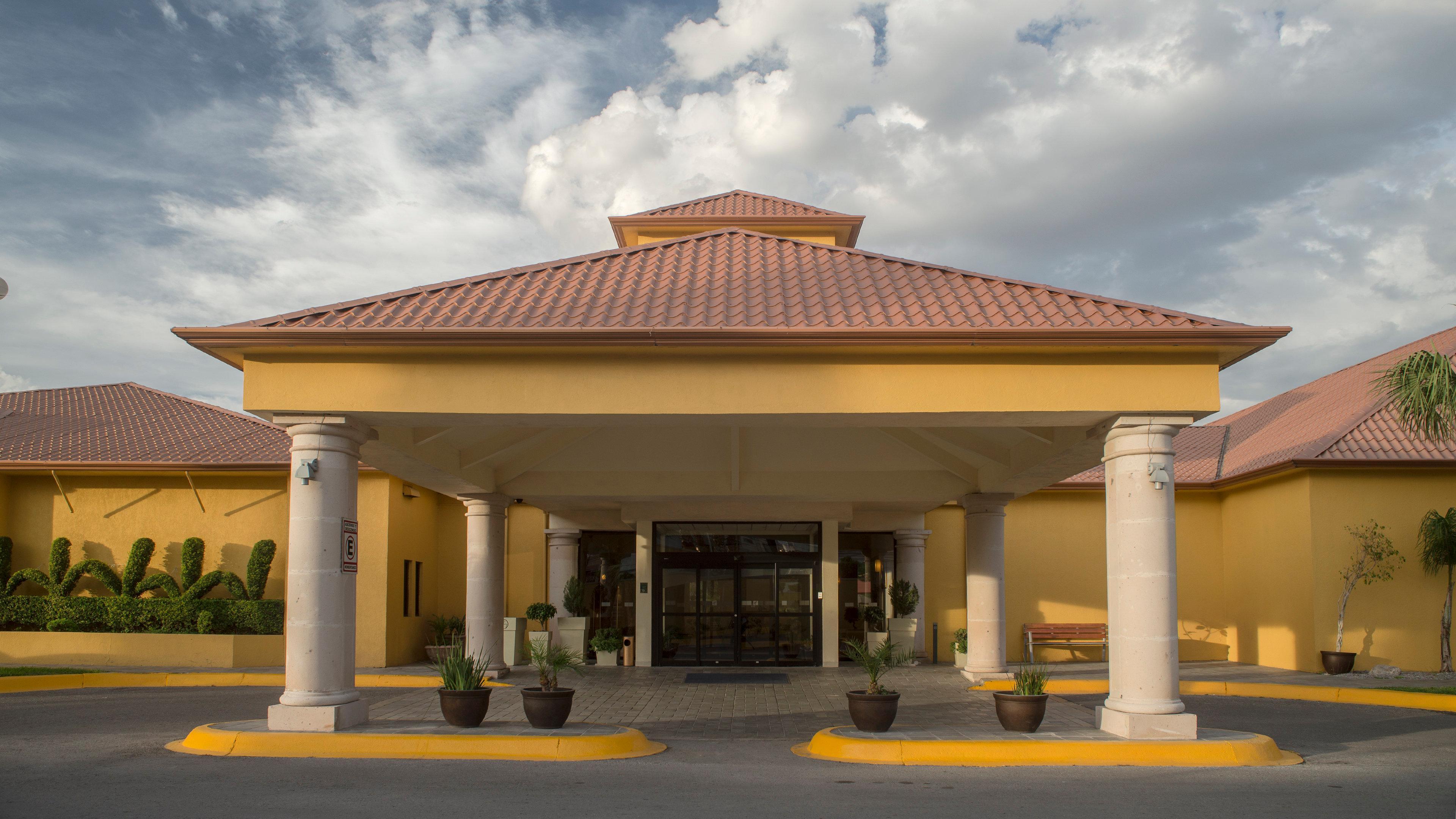 Holiday Inn Express Chihuahua, An Ihg Hotel Exterior photo